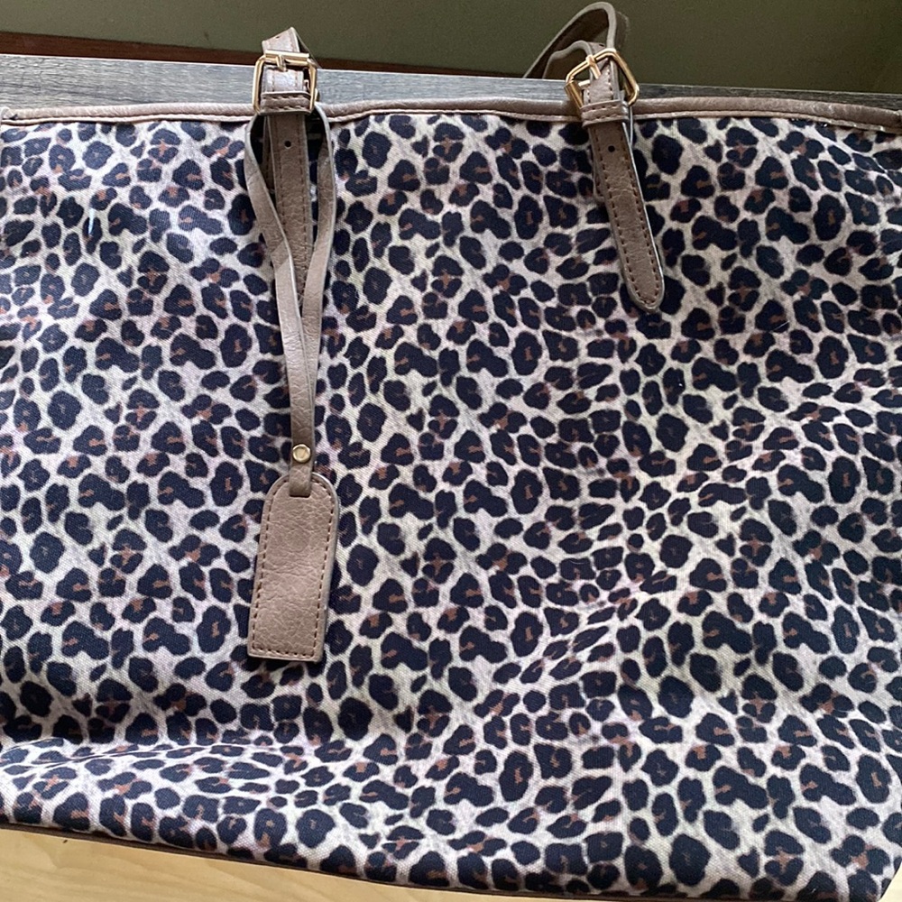 Cheetah tote bag